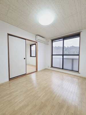 【洋室】 | メゾン・ド・サンパティーク