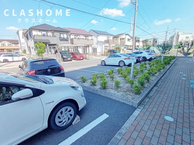 MarecageⅡの駐車場