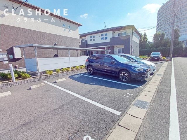 MarecageⅡの駐車場