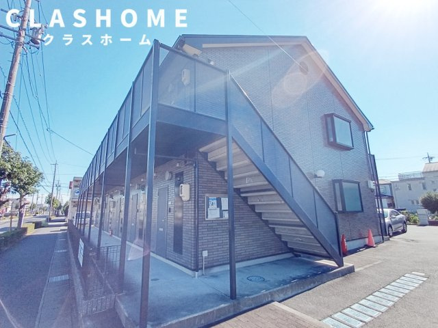 アンプルール リーブル フルリールの外観