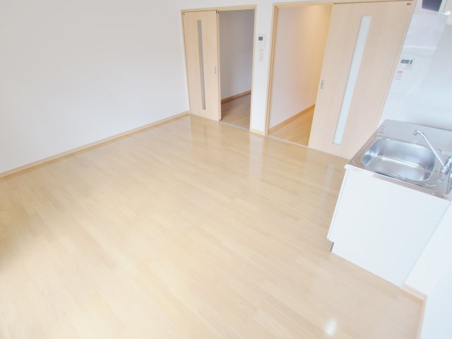 ローズ健正の居間・リビング