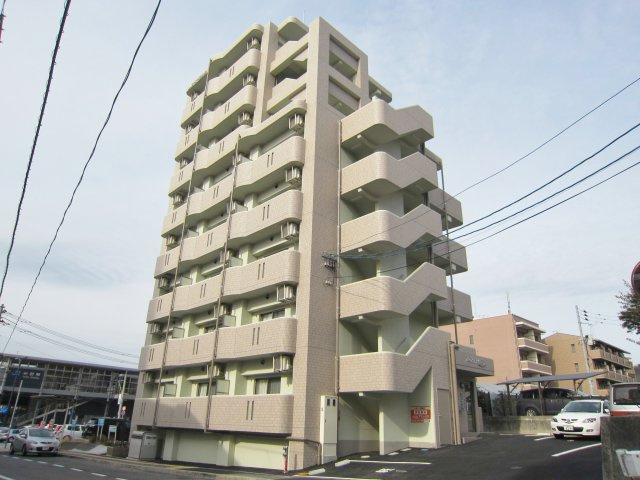 ローズ健正の外観