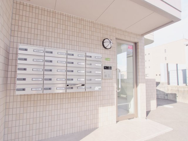 ローズ健正のエントランス