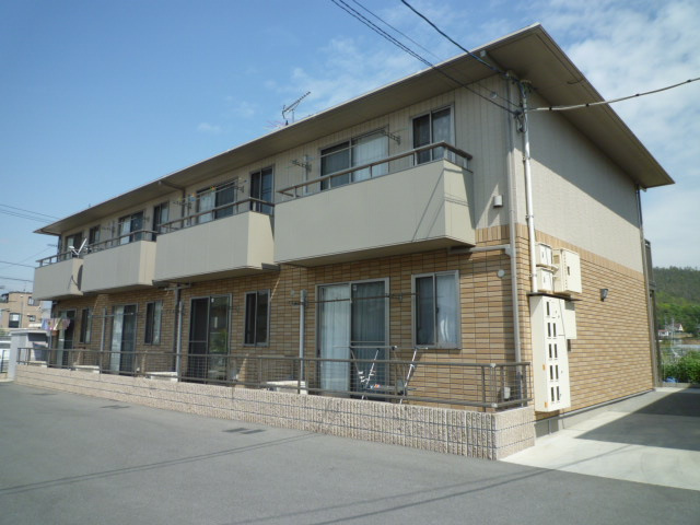 倉敷市宮前のアパートの外観