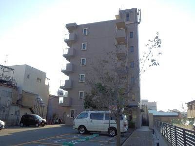 Sakura Residence（サクラレジデンス）の駐車場