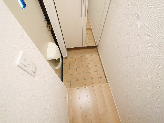 アメニティプラザ朱雀Ⅱの玄関|落ち着いた玄関です
