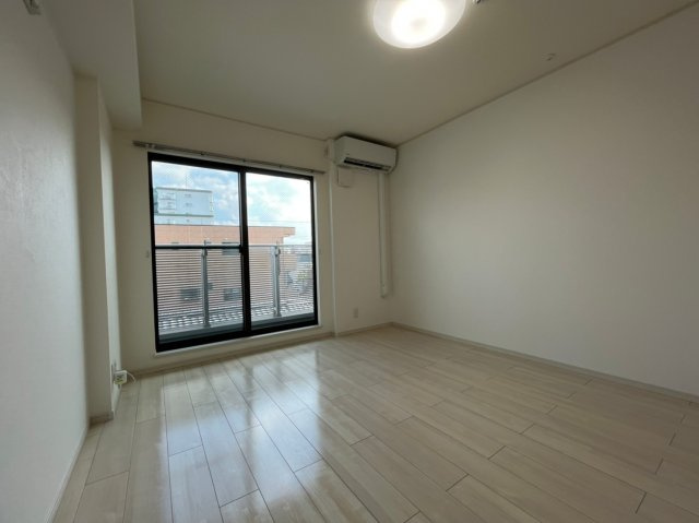 アスピラシオン尾頭橋｜名古屋市の賃貸ならMy賃貸の寝室|アスピラシオン尾頭橋※反転タイプ