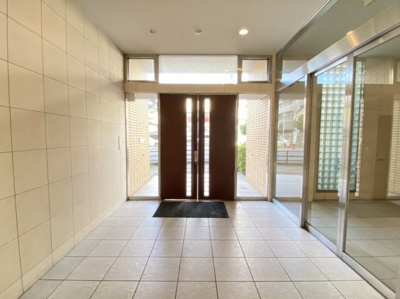 【ロビー】 | アービング服部元町