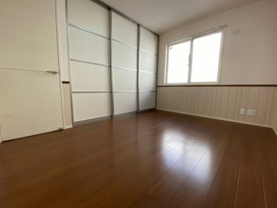 【寝室】 | クローバー