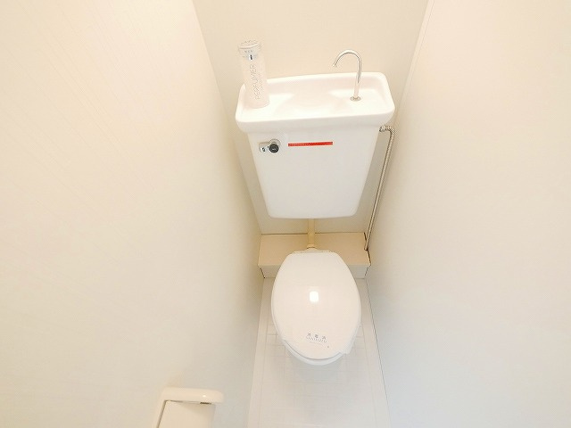 コーポ三和新大宮2号館のトイレ