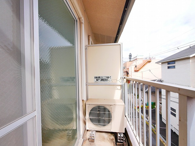 コーポ三和新大宮2号館のバルコニー