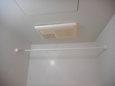 【設備】 | シャノアールⅠ | 浴室乾燥機　※同物件、別のお部屋のお写真です。