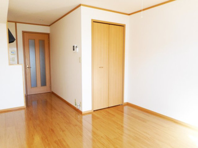 【居間・リビング】 | シャノアールⅠ | ※同物件、別のお部屋のお写真です。