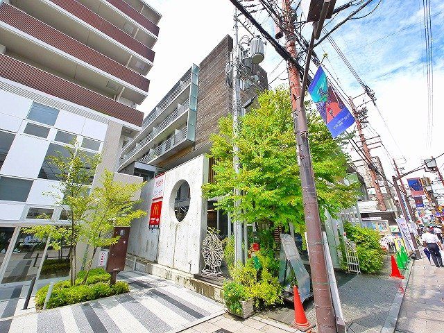 フラッツ小西の外観