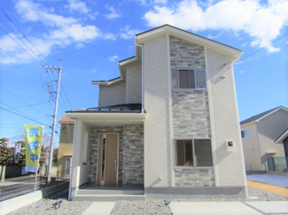 【外観：施工例】 | 新築戸建：南アルプス市山寺・全2棟【2号棟】
土地面積：83.05坪　建物面積：32.42坪