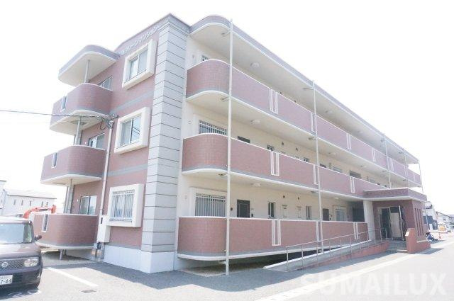 長嶺グリーンマンションの外観