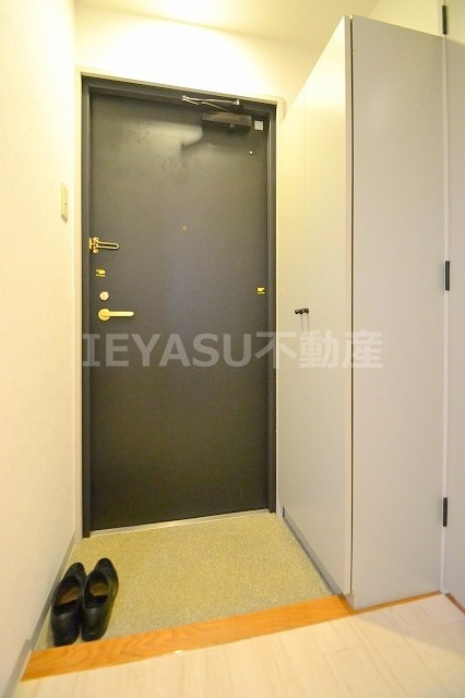 LA PRIMAVILLA地蔵通りの玄関