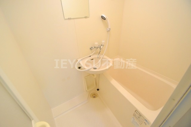 LA PRIMAVILLA地蔵通りの浴室