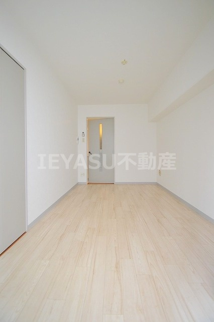 LA PRIMAVILLA地蔵通りの居間・リビング