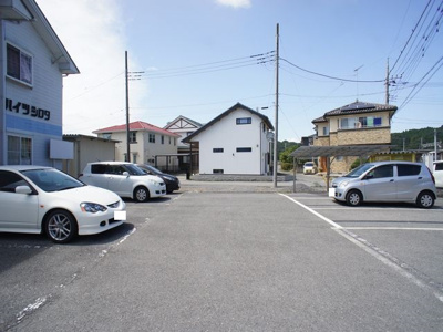 【駐車場】 | パールハイツ１号棟 | 駐車場2台可能です。