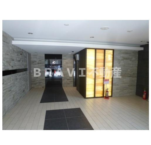 アドバンス上町台プレジール　BRAVI不動産のロビー|【アドバンス上町台プレジール】毎日通るロビーはこのようになっています