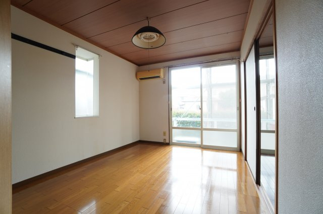 【居間・リビング】