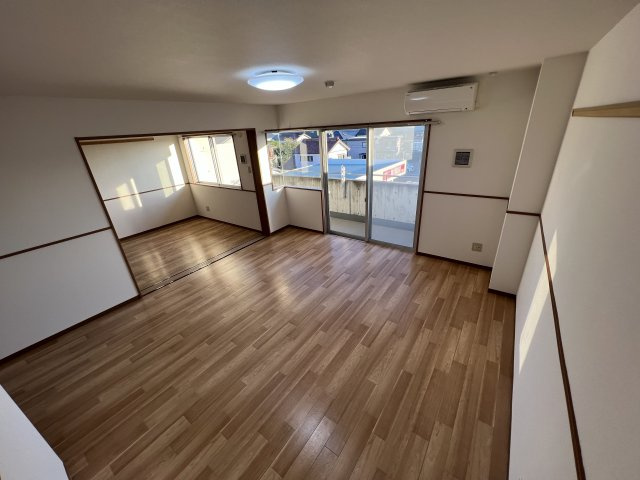 ニューラフィーネの居間・リビング