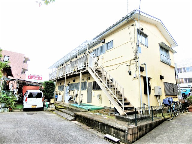 栗原アパートの外観