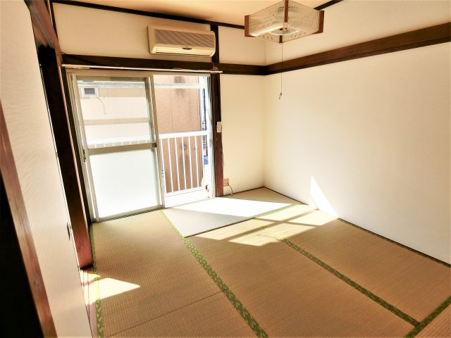 栗原アパートの和室