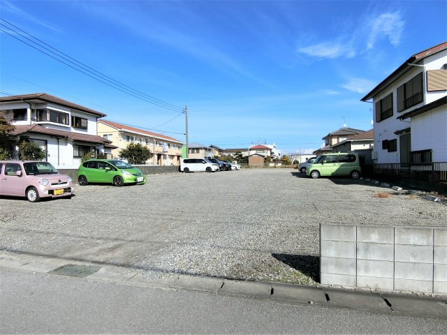 栗原アパートの駐車場