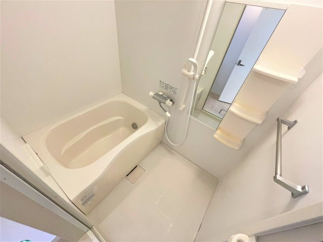 レースト明原の浴室