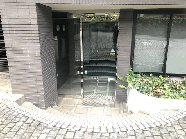 ダイナックスビル