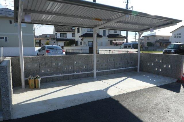 総社市小寺のアパートのその他共用部分|駐輪場