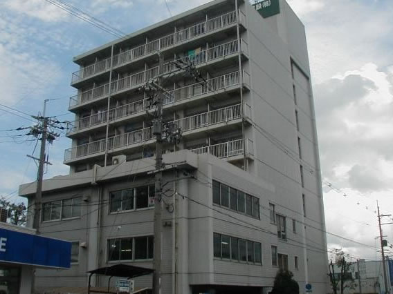 草津市草津３丁目の事務所の外観