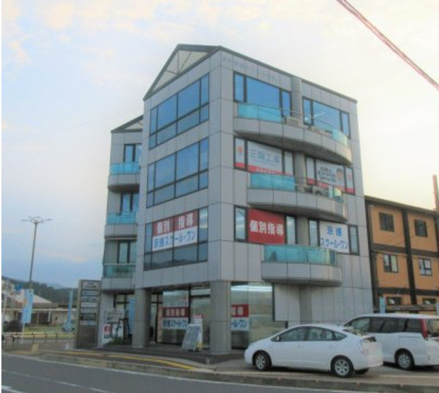湖南市平松北１丁目の店舗事務所の外観