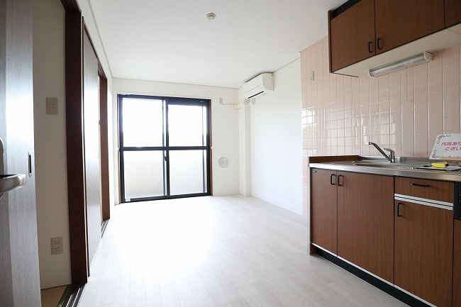 パークサイドほそやの居間・リビング