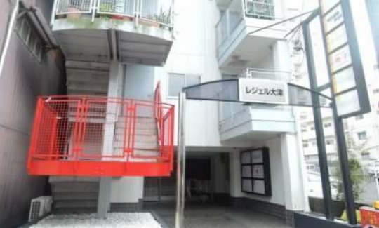 大津市長等２丁目の店舗事務所の外観