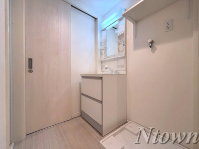 【洗面所】 | ディープリバー | 忙しい朝には欠かせない洗面所です