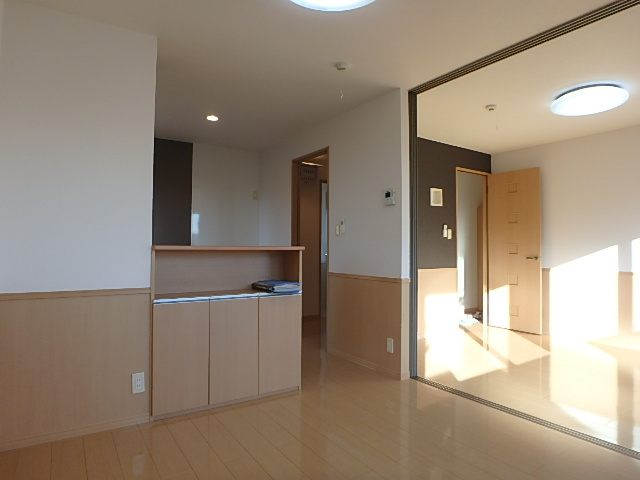 サン　エクセル　A棟の居間・リビング