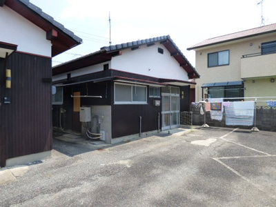 【外観】 | 文京台３丁目貸家 | 平屋の戸建の物件。日本家屋がお好きな方にもおすすめです。