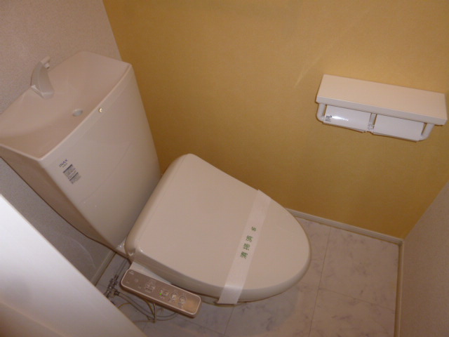 ディアコート・オリーブのトイレ|温水洗浄便座