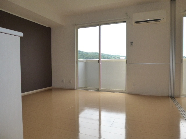 ボナールⅢの居間・リビング