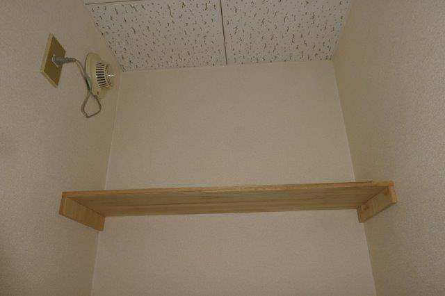 コーポ吉備路Ｂの収納|トイレ棚