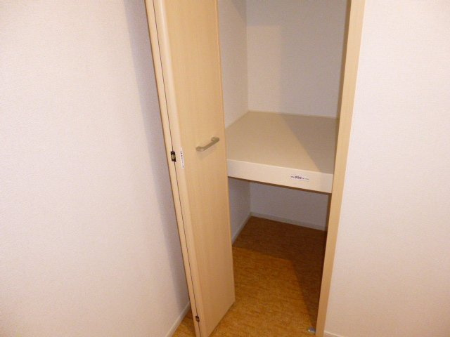 フレンズＳ・Ｔ青江の収納