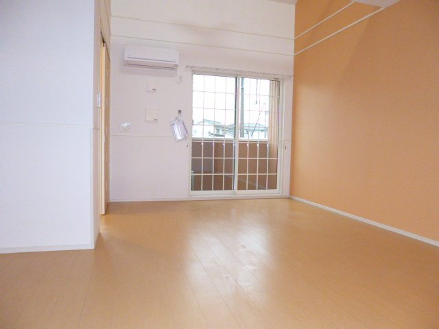 フレンズＳ・Ｔ青江の居間・リビング|洋室