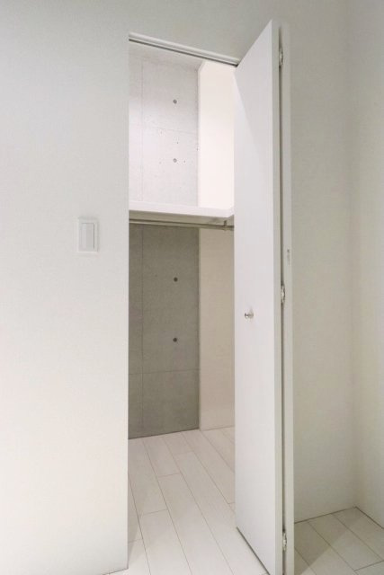 LAPiS本郷の収納|※写真は同タイプの別室になります