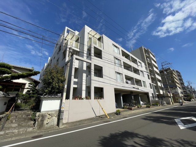 東峰マンション姪浜の外観