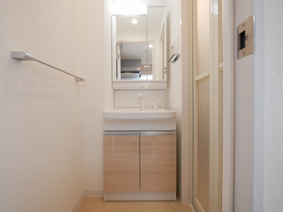 【シャワールーム】 | フォーリアライズ難波南レーヴ