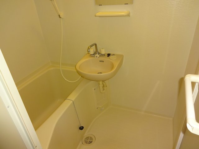 グレイスコートの洗面所|写真は207号室、同タイプになります