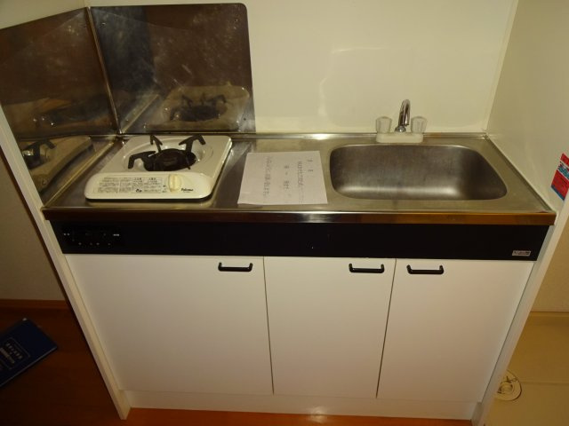 グレイスコートのキッチン|写真は207号室、同タイプになります